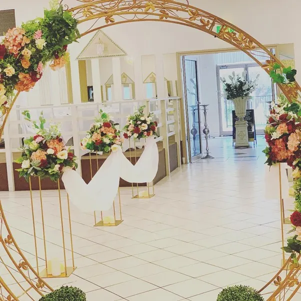 Gold Round Arch for Round metal arch