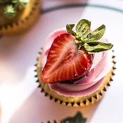 Service Page Cupcake Decorating Class 01