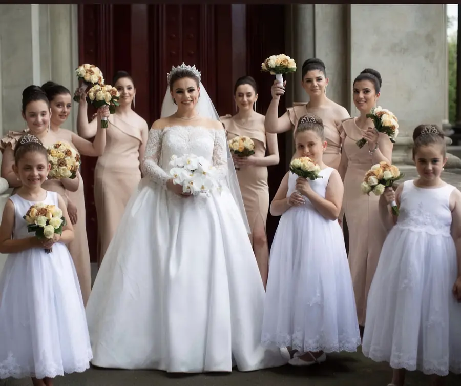 Wedding bouquet floral styling