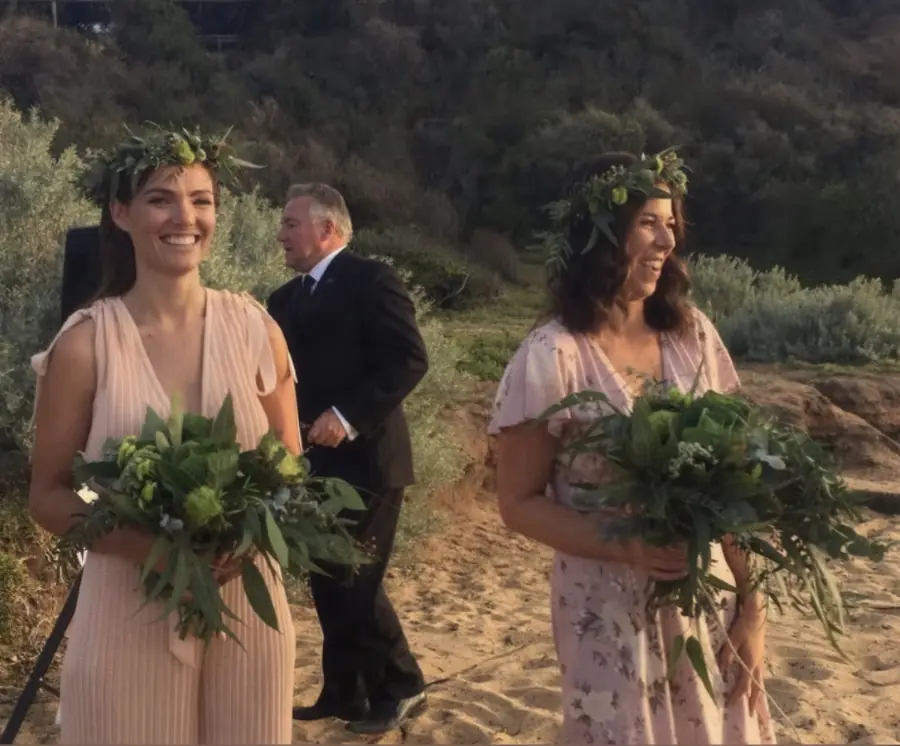 Wedding bouquet floral styling