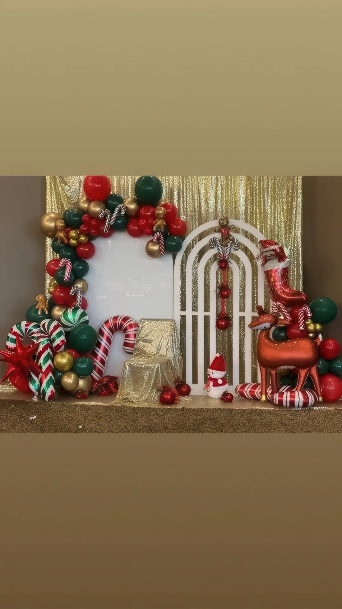 Balloon backdrop installation