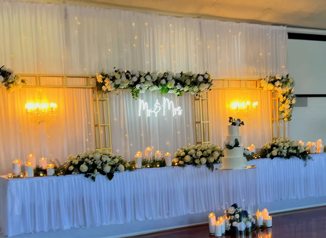 Bridal Table Decor 06