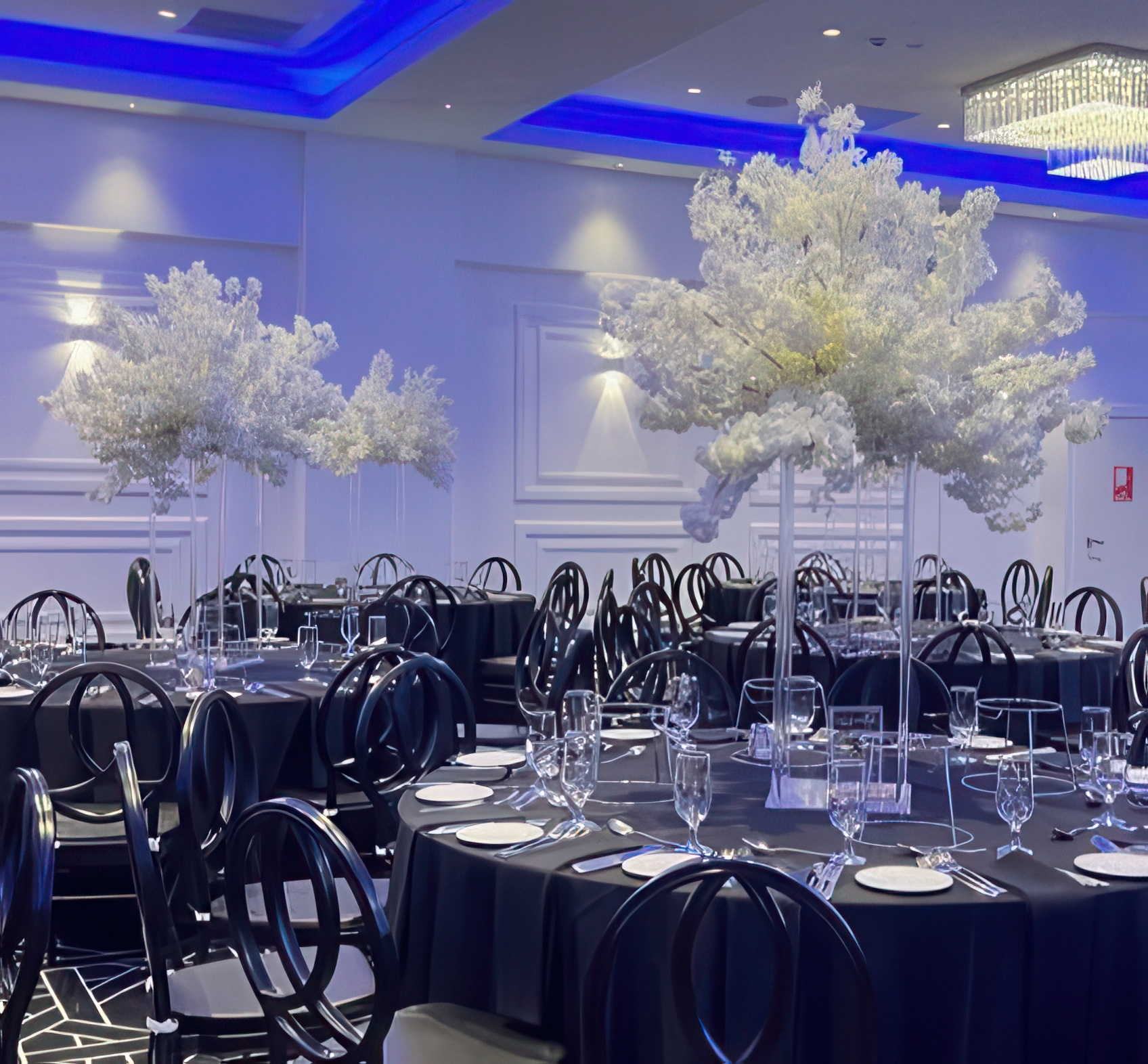 Table Centrepieces image two