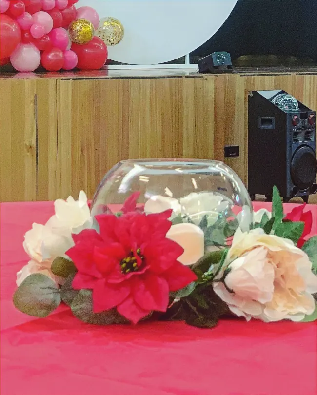 Christmas Centrepiece for Rose bowl and candle