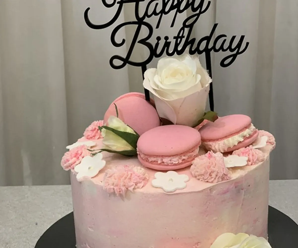 Pnk birthday cake