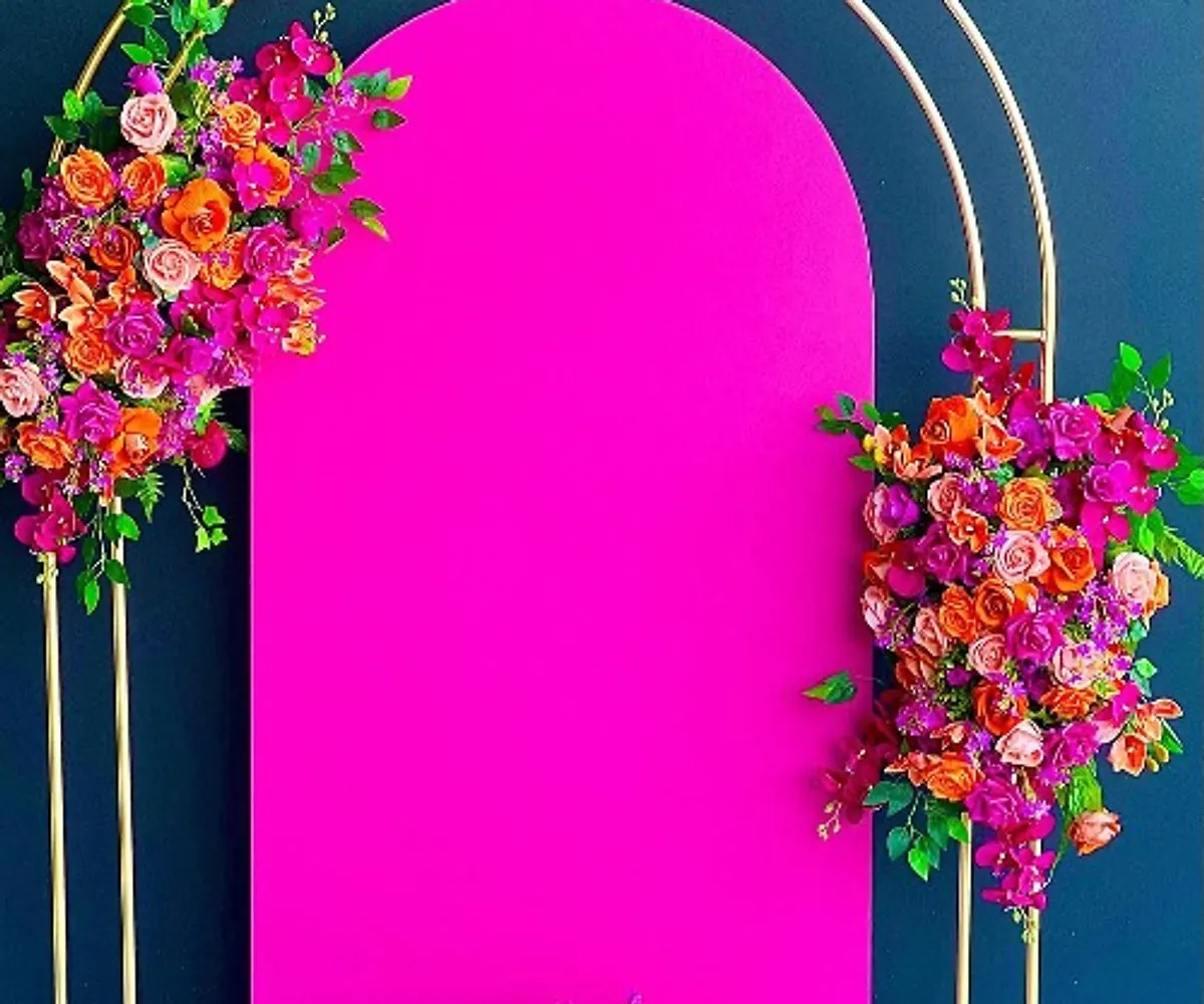 Pink and orange theme