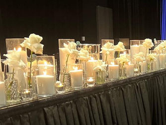 Sandwax candles and roses wedding decor