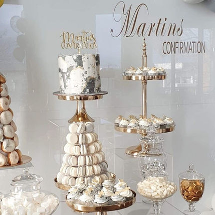 Tiered cake stands