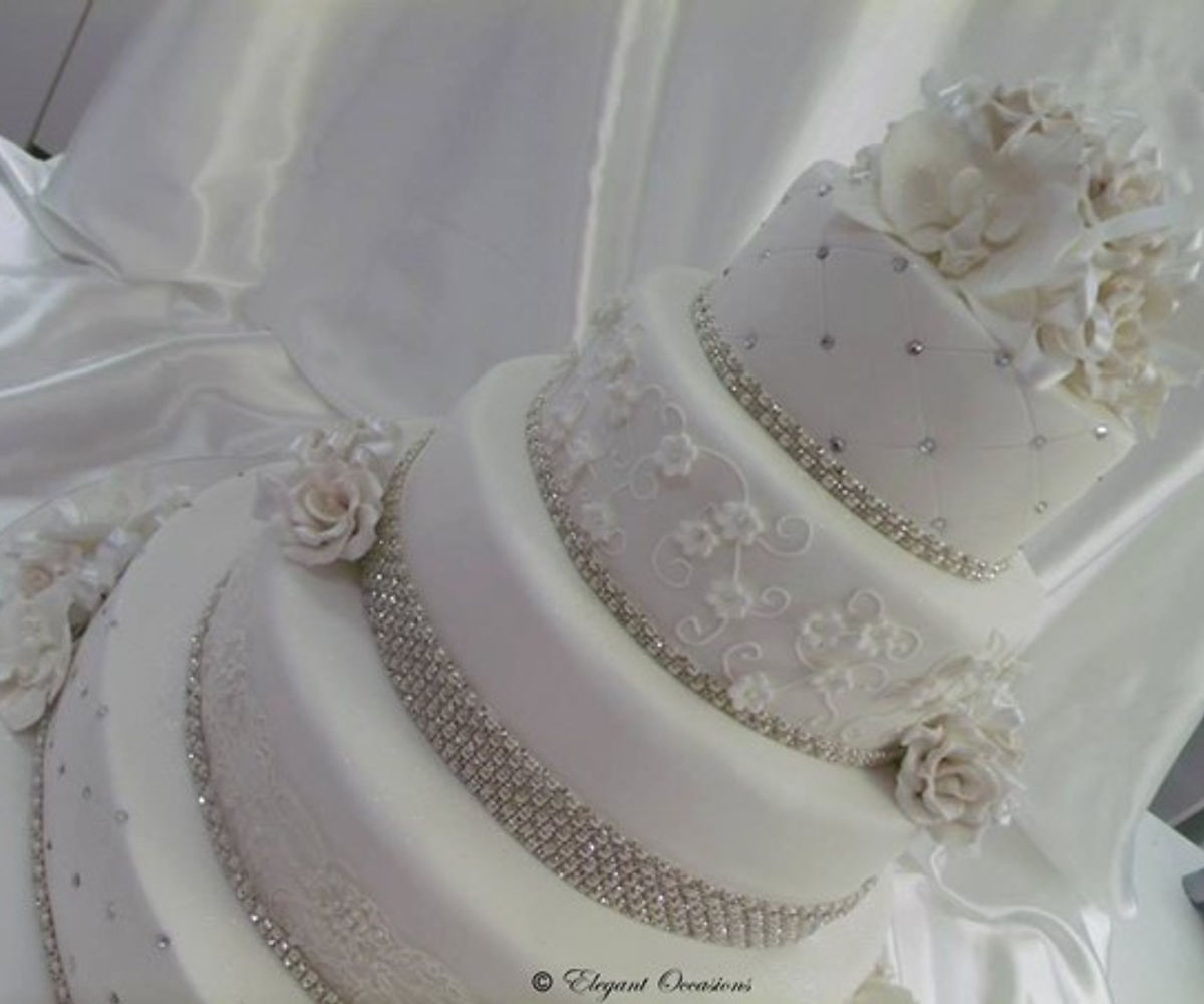 5 tier sugar flower cake