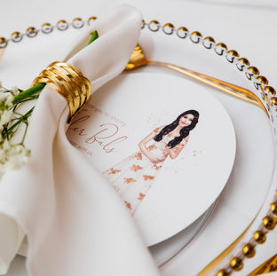 Glass charger plates hire