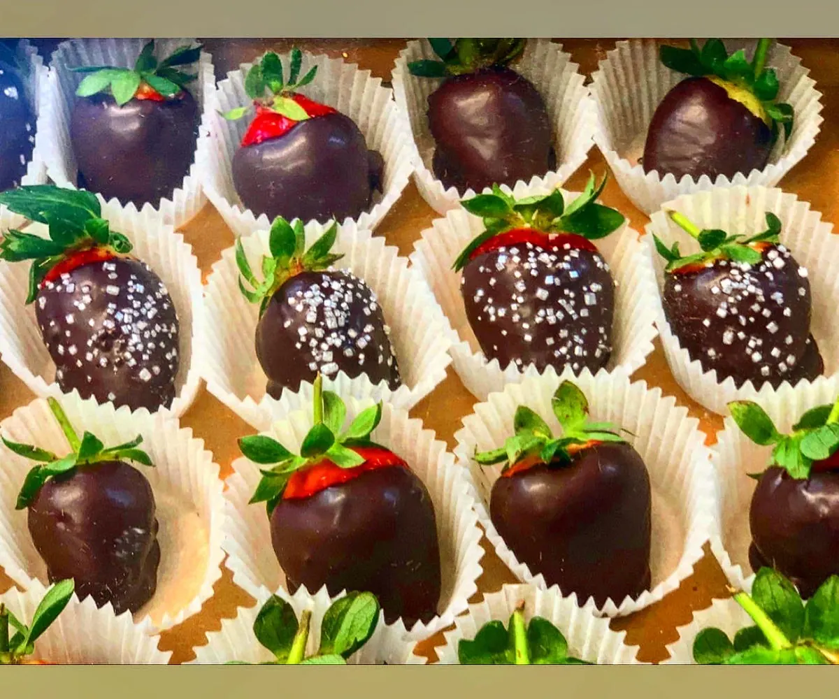chocolate strawberries