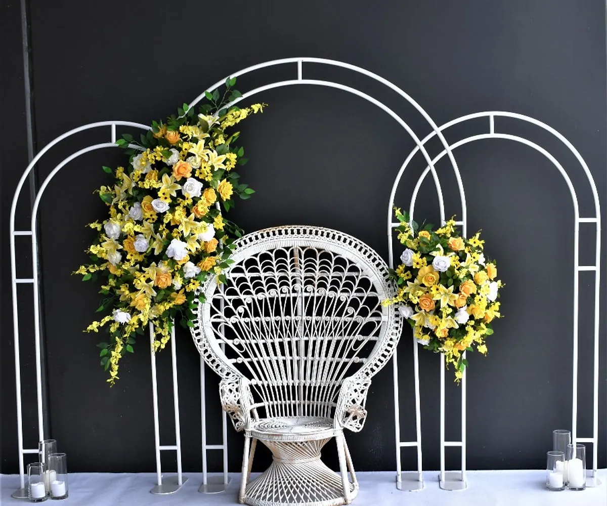 yellow and white backdrop