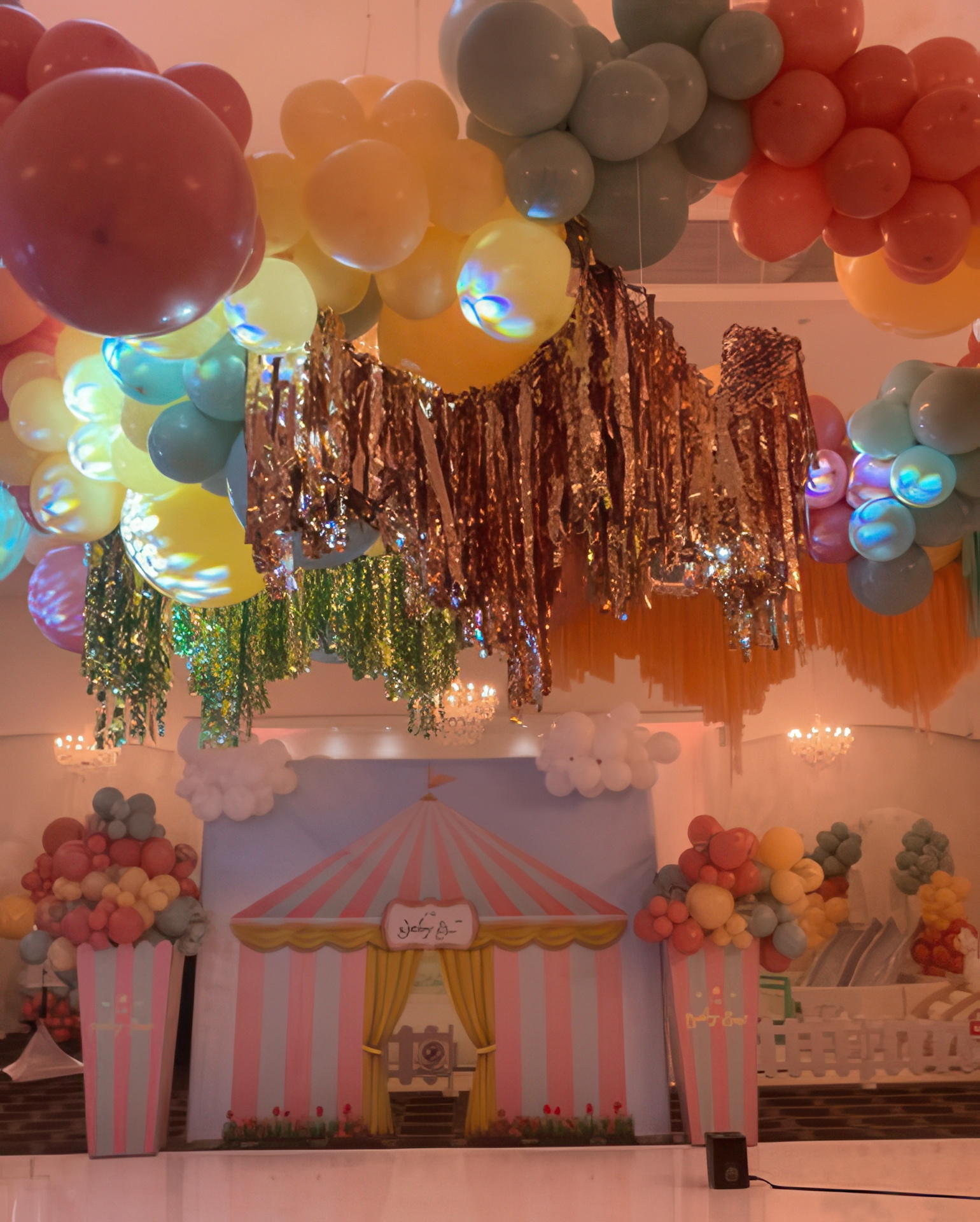 play centre party