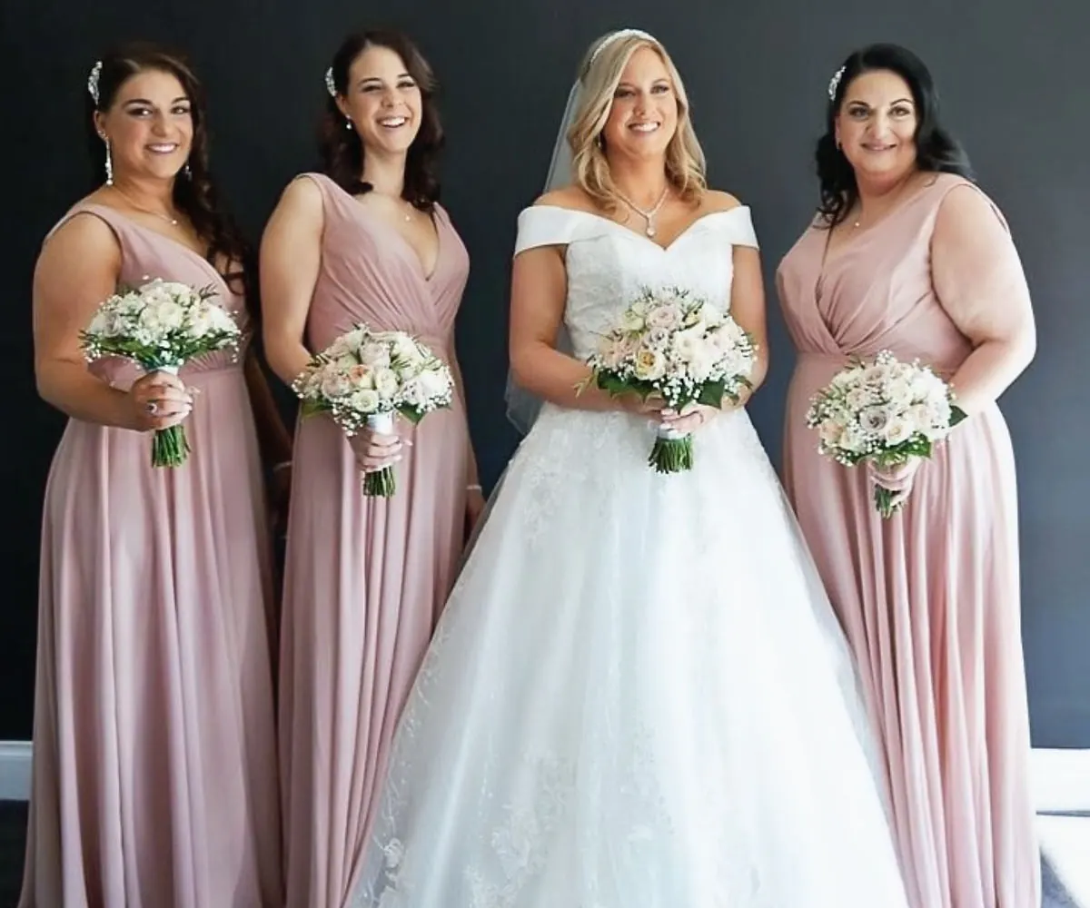 Rose and gyp bouquets