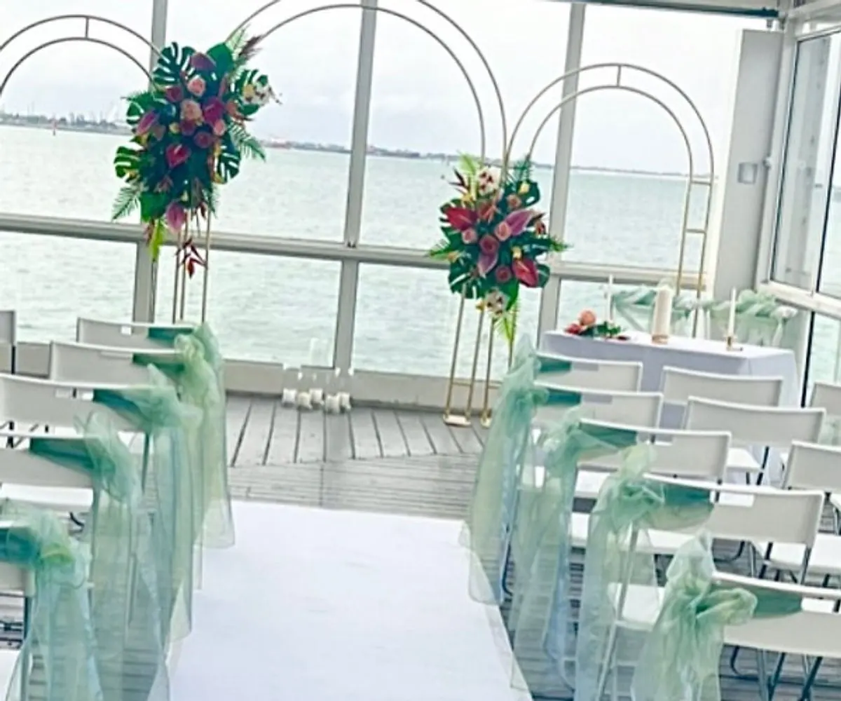Tropical ceremony backdrop