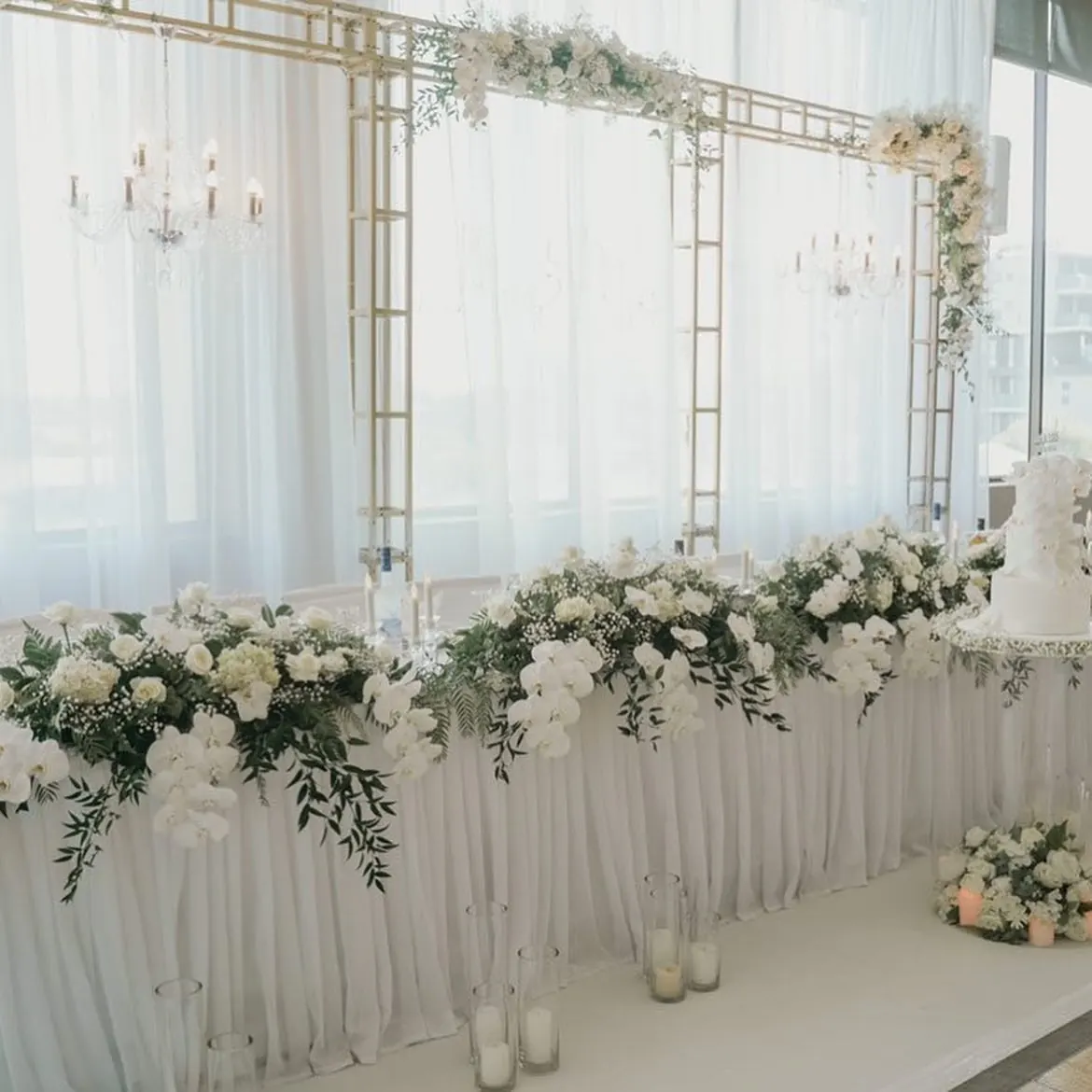 Gold Backdrop With Fabric And Chandeliers for Truss arch backdrop