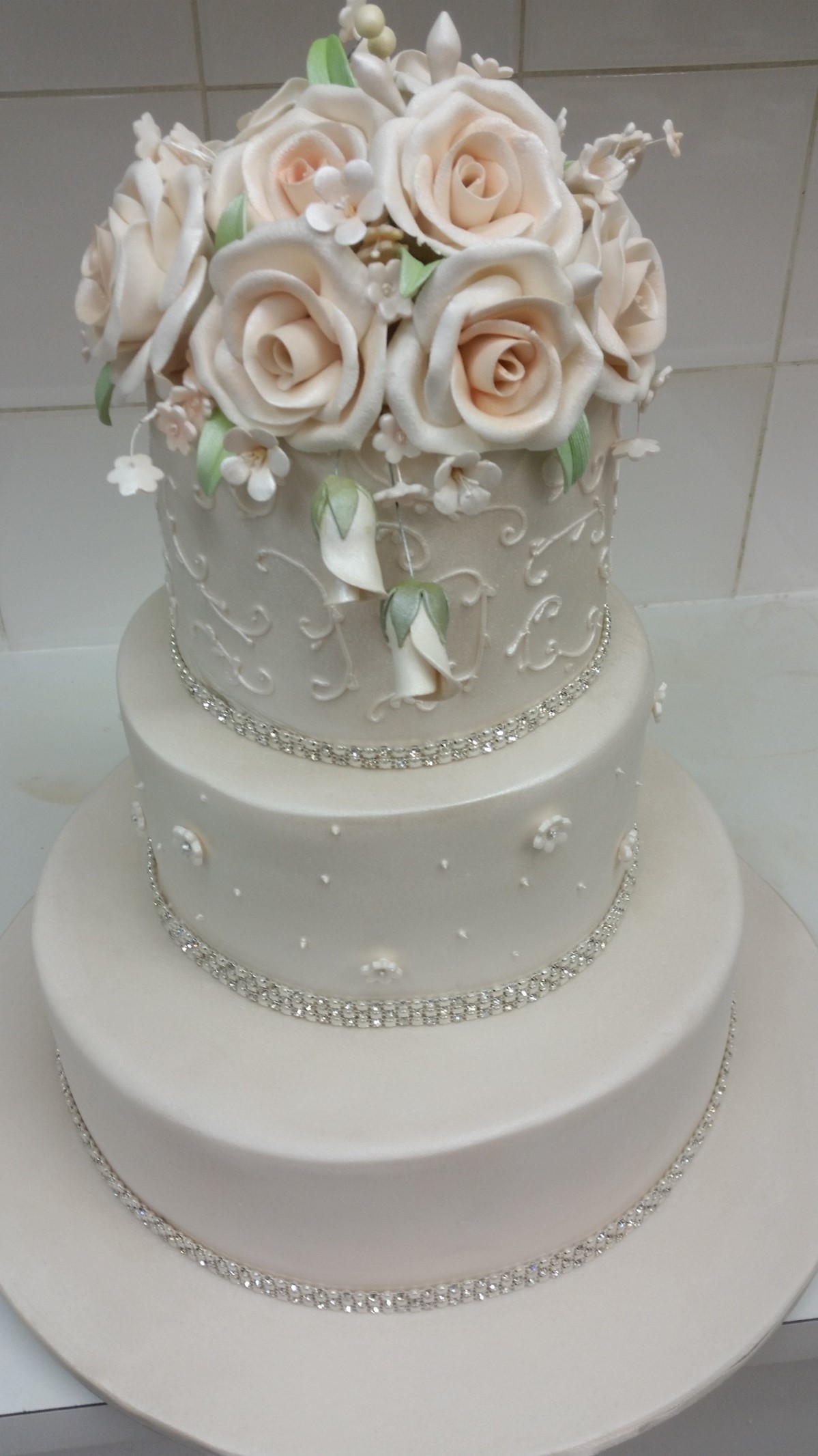 Roses And Cing for 3 tier elegant cake