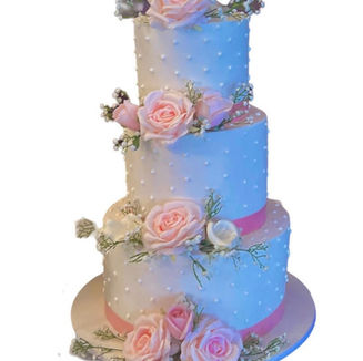 3 tier wedding cake