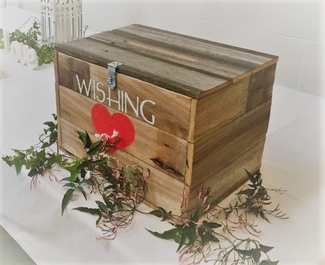 Wishing Well Rustic Theme for wishing well