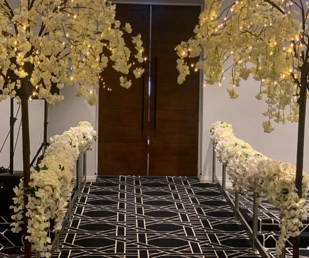  entrance trees
