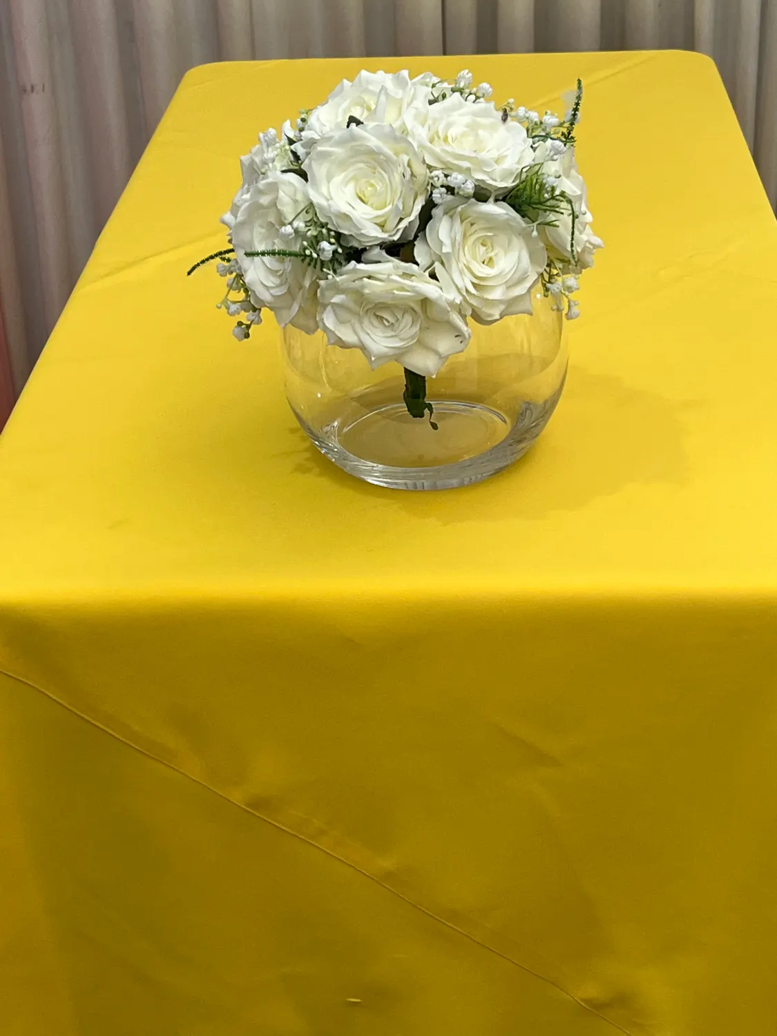 Yello Table Cloth for yellow square satin cloth