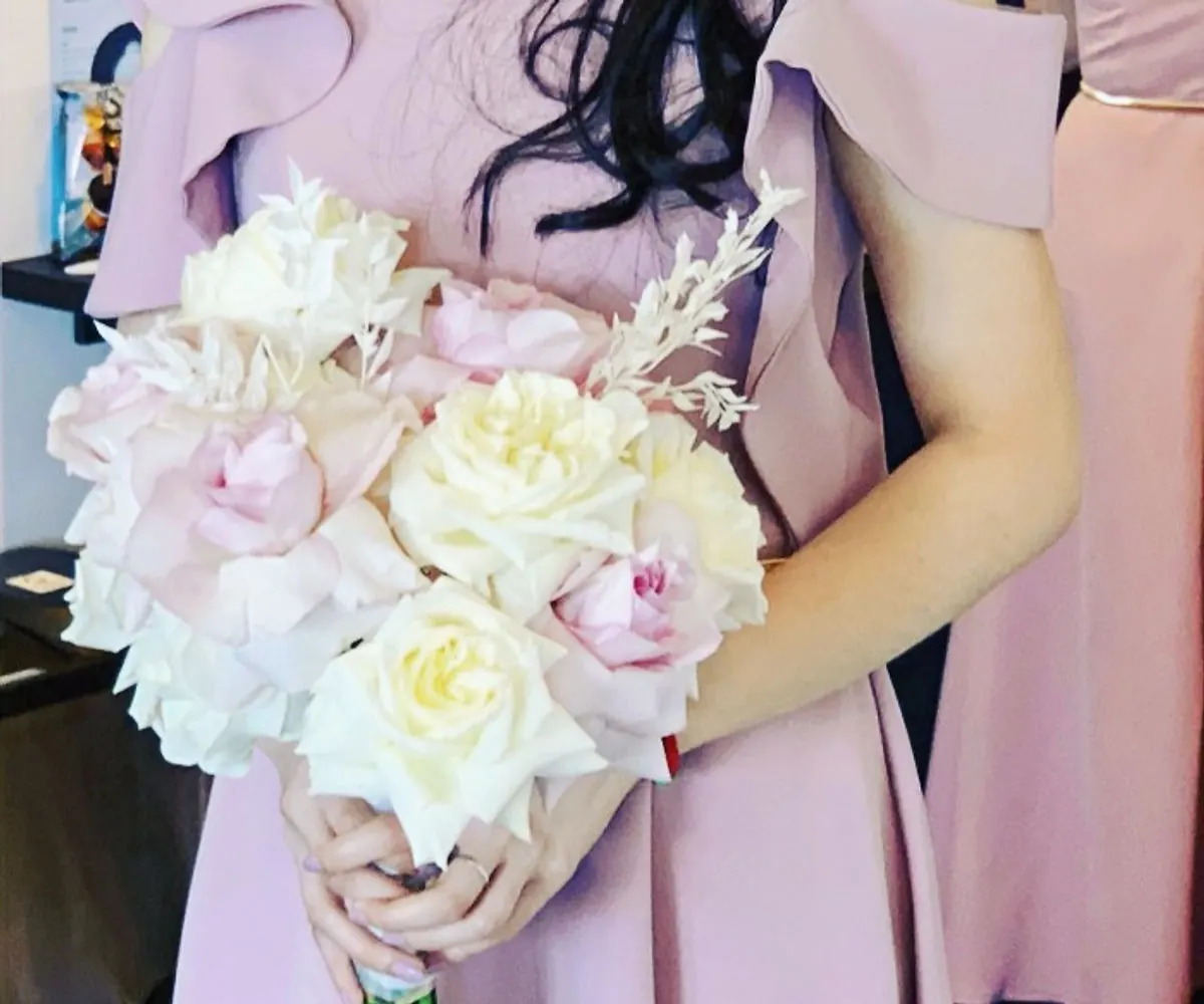 Pink and white rose bouquets
