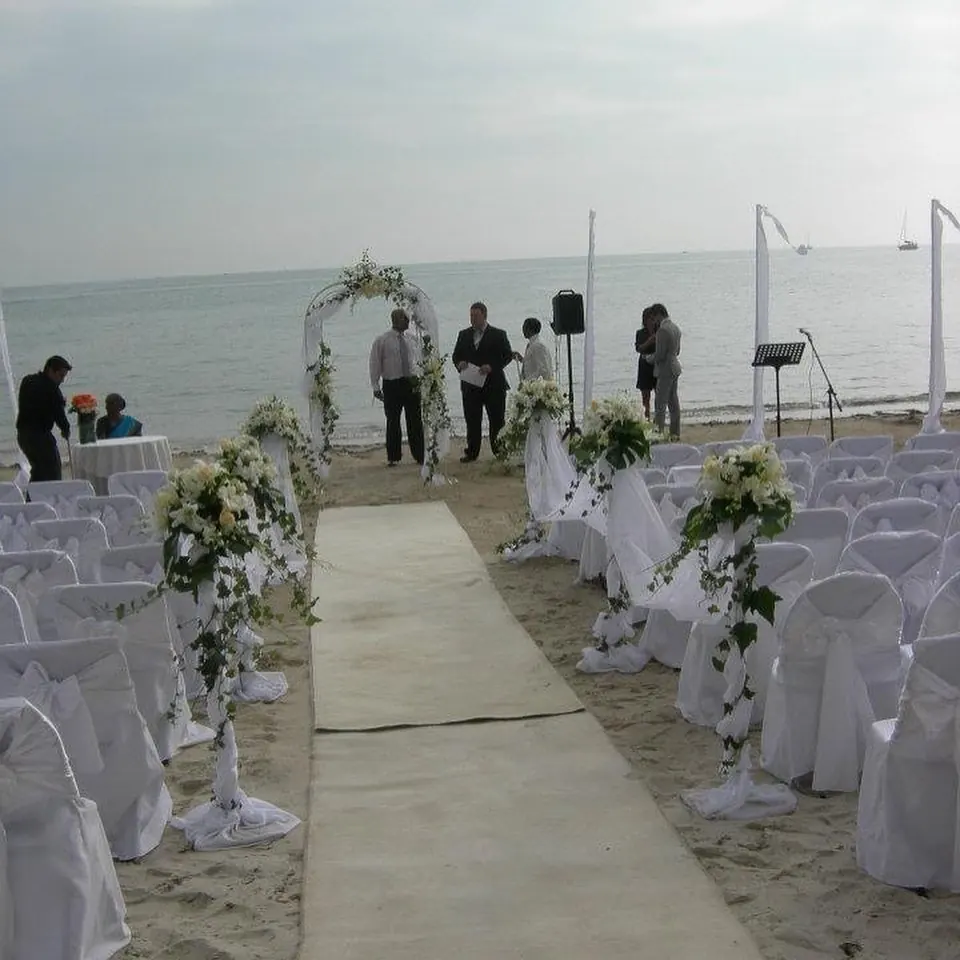 White Wedding On The Beach for Beach wedding