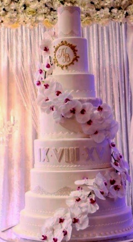 Huge Wedding Cake for opulence plus