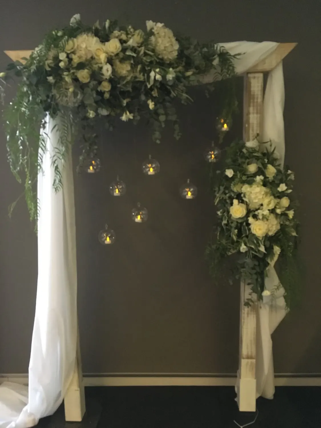 Square Timber Arch for Whitewash arch