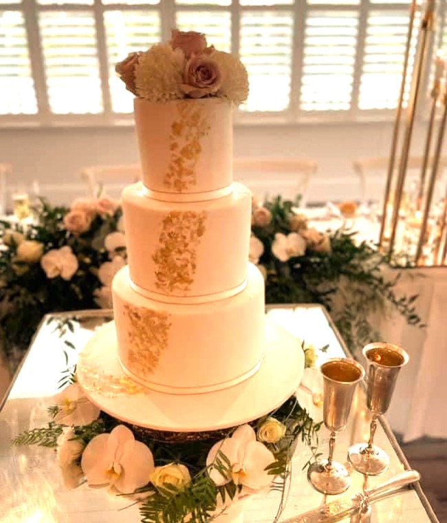 Fresh Flowers Wedding Cake for Edible gold leaf cake