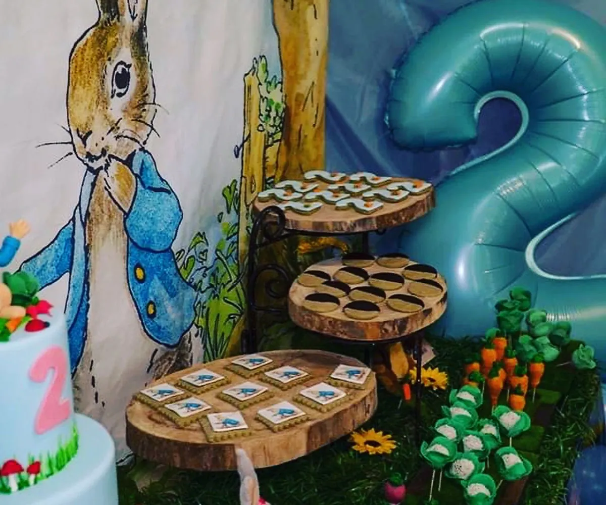 themed cookies and sweets