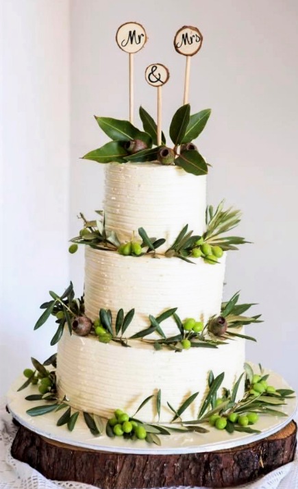 Olive Leaves On Wedding Cake for Nature Delight wedding cake
