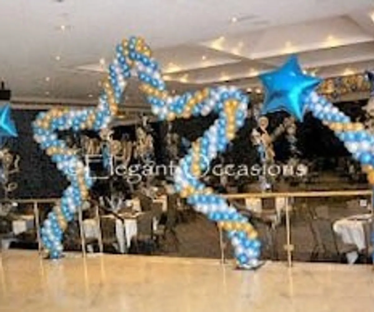 Balloon arch