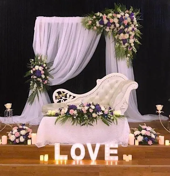 Purple And White Backdrop for A touch of purple
