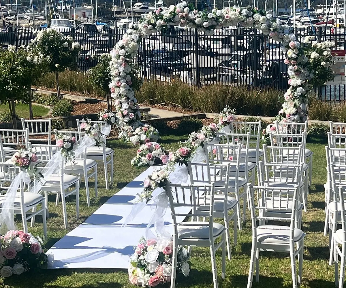 heart shaped arch