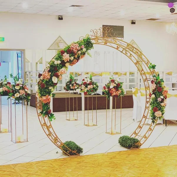 Gold round arch for Gold round arch
