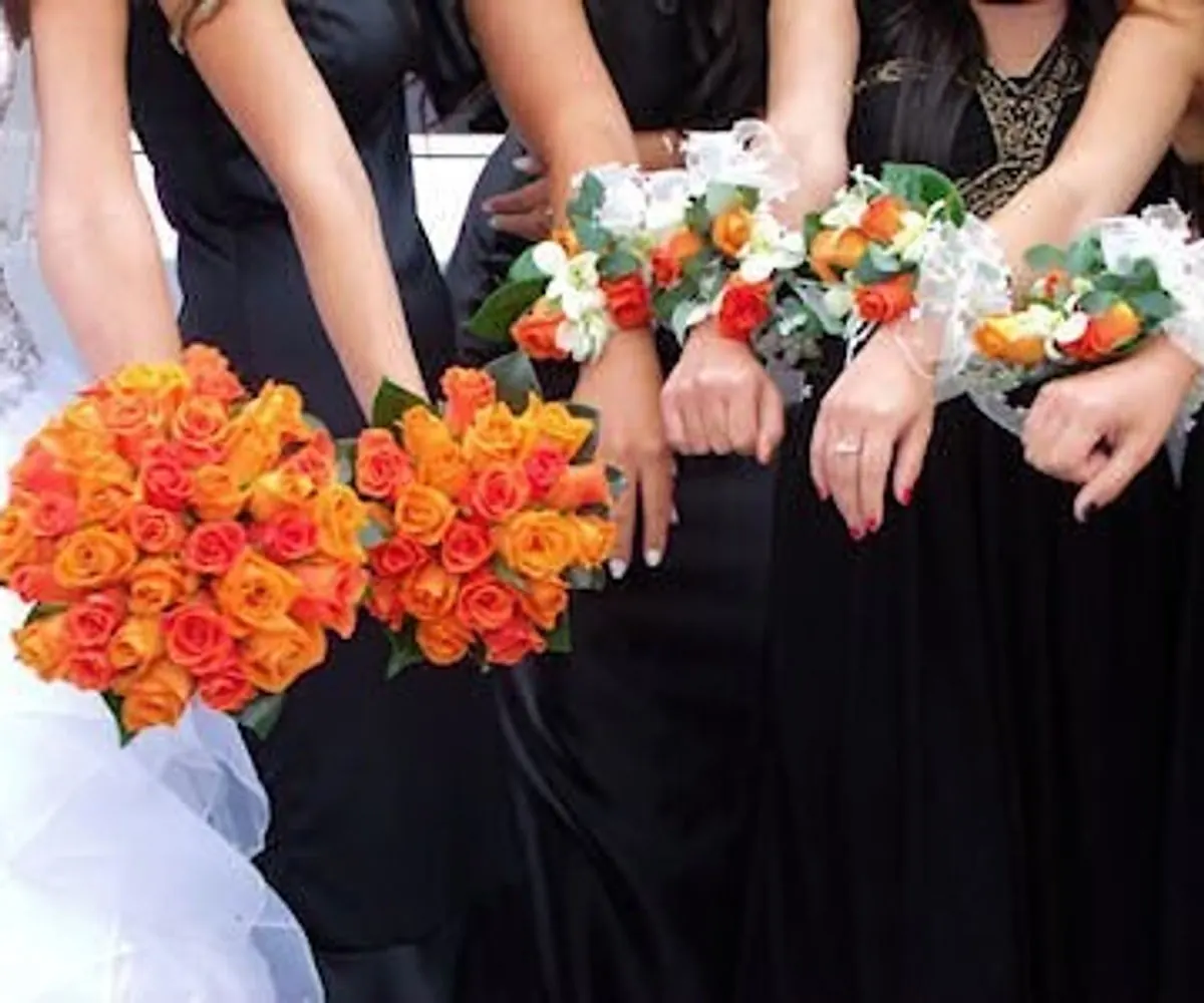 Orange rose bouquets