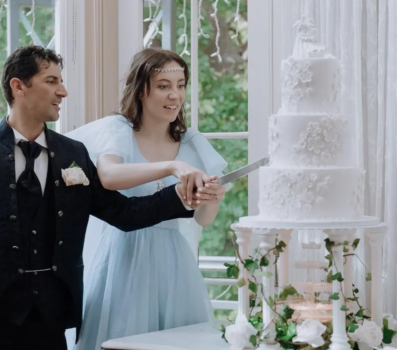 3 Tier Cake With Water Fountain for fountain cake