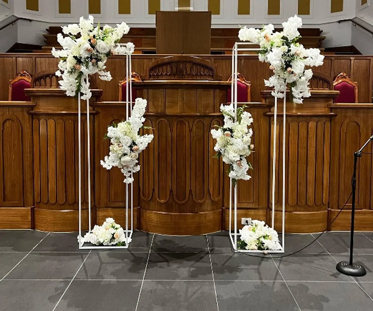 White plinths backdrop