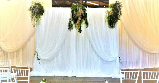 Draping and flowers for Draping and flowers
