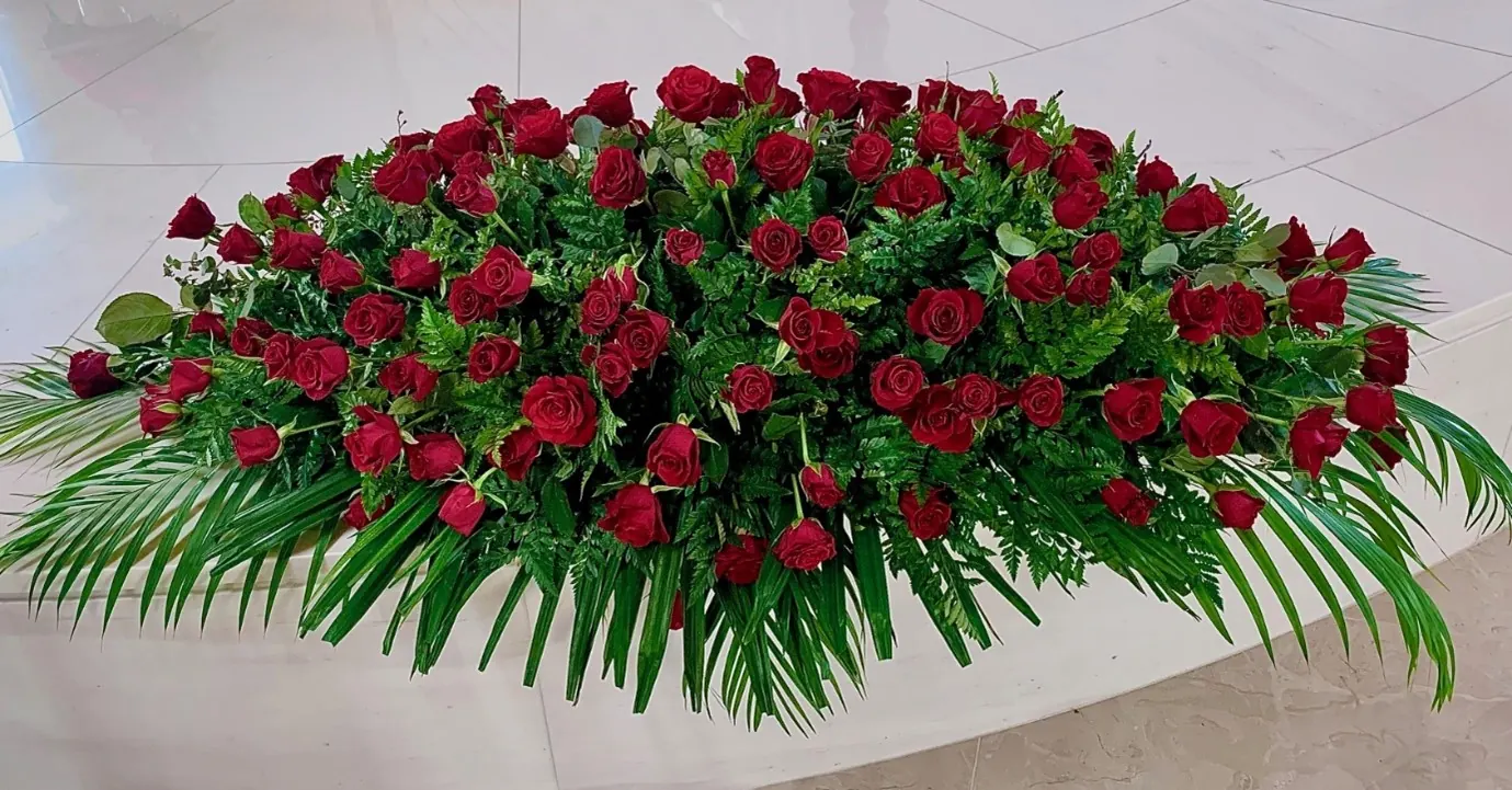 Red Roses Casket Sheath for Red roses casket flowers