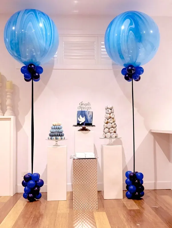Balloons And Plinths for 30th birthday backdrop
