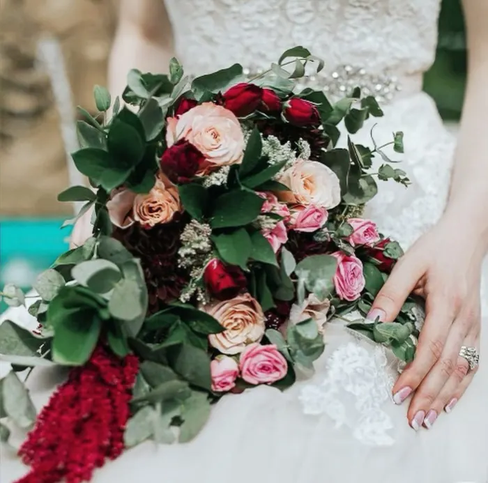 Pink Wedding for Pinks and burgundy